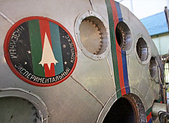 ���� ���